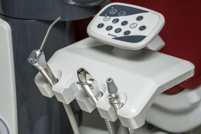 WOD 730 Стоматологическая установка, верхняя подача инструментов Woson (Китай)
