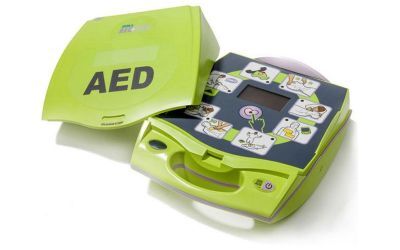 AED PLUS Автоматический наружный дефибриллятор ZOLL (США)