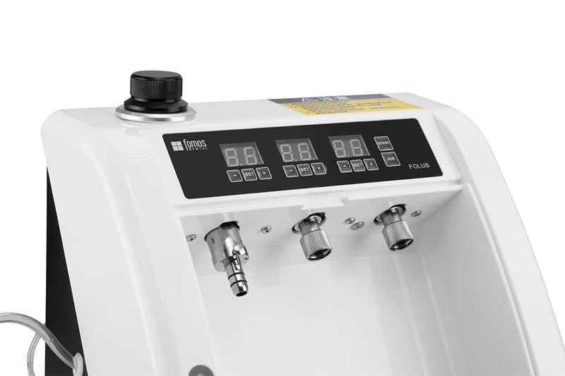 Одновременная смазка наконечников аппаратом Fomos Folub