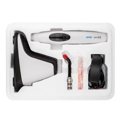 LUX E Беспроводная полимеризационная лампа со встроенным фотометром Woodpecker (Китай)  LUX E